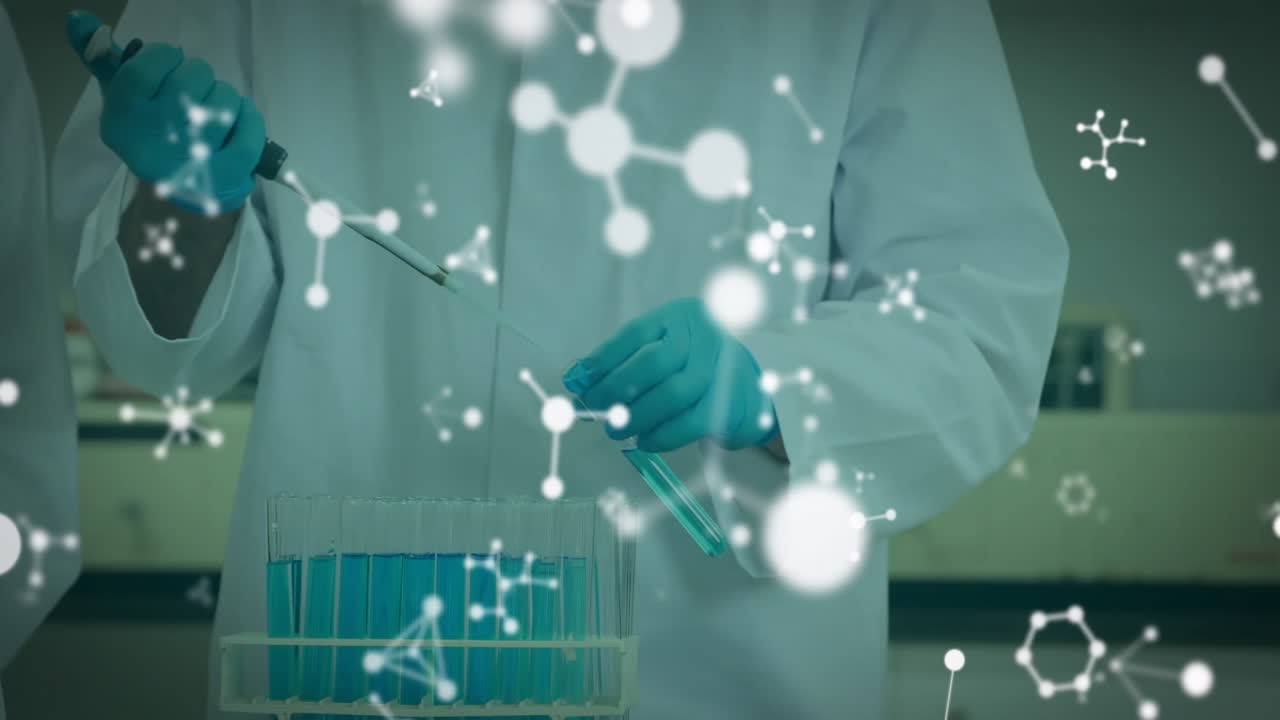 실험실에서 일하는 백인 남성 과학자에 대한 분자의 애니메이션