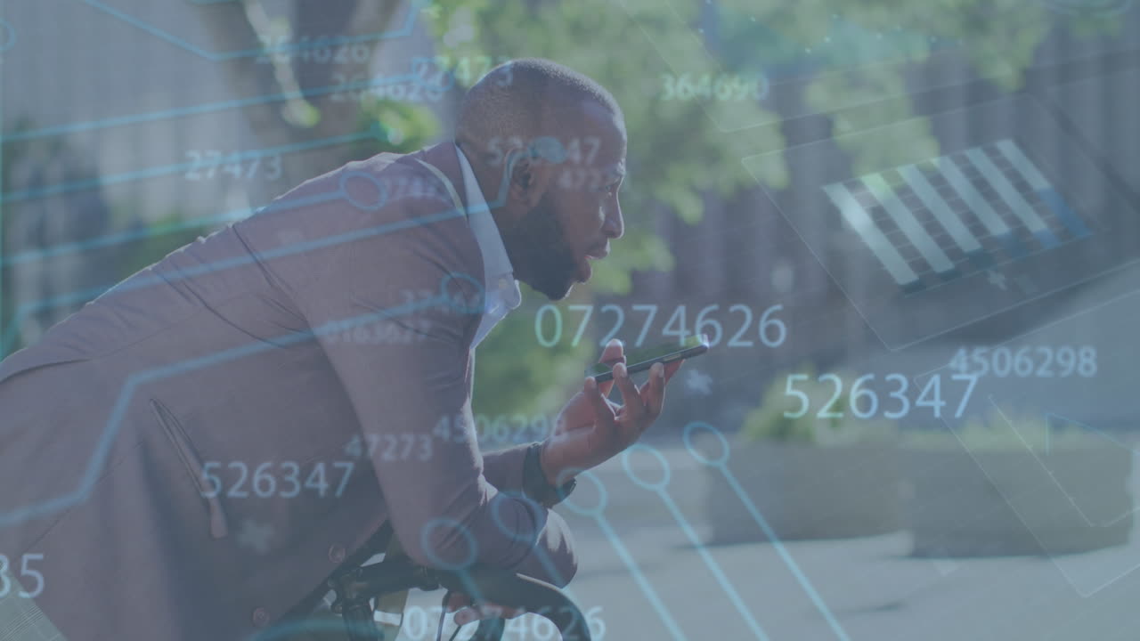 animazione dell'elaborazione dei dati finanziari su un uomo d'affari che utilizza uno smartphone