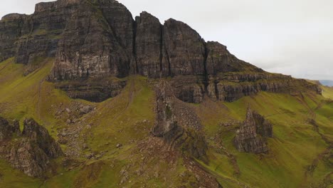 Aerial-Of-The-Old-Man-of-Storr-on-the-Trotternish-Peninsula,-Isle-of-skye,-Scotland,-United-Kingdom