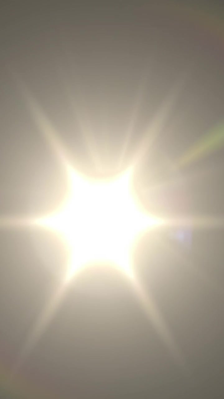 Animazione di luci e punti luminosi su sfondo nero