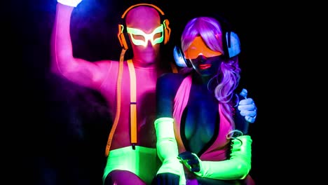 gabor glow couple 4k 21