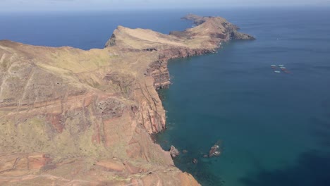 Wunderschöne-Luft--Oder-Drohnenaufnahme-Von-„ponta-De-Sao-Lourenco“-Auf-Der-Insel-Madeira-In-Portugal