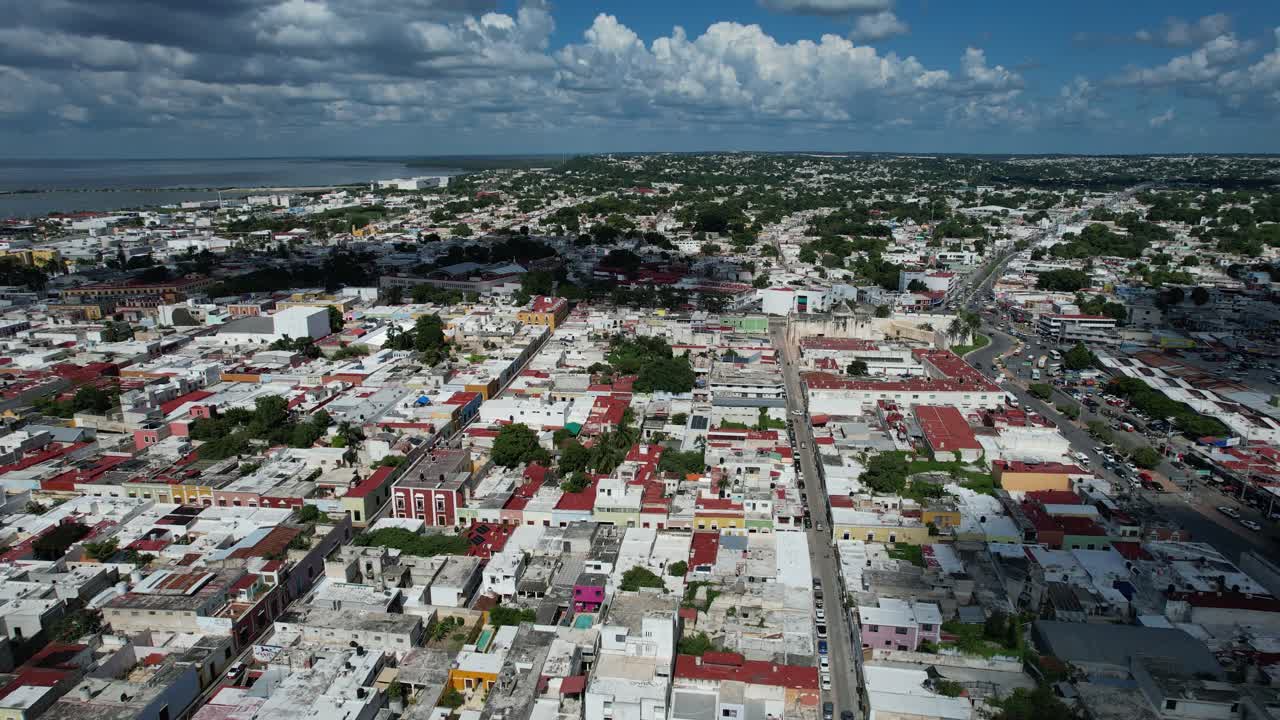 fotografía lateral de la ciudad de campeche en méxico