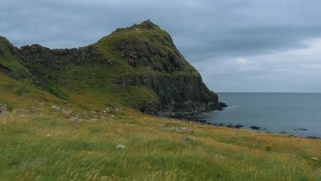 Hermoso-Paisaje-De-Irlanda-Del-Norte