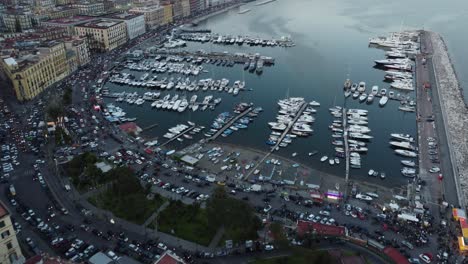 A-wide-view-of-Mergellina,-one-of-the-Main-Street-in-Naples,-Italy