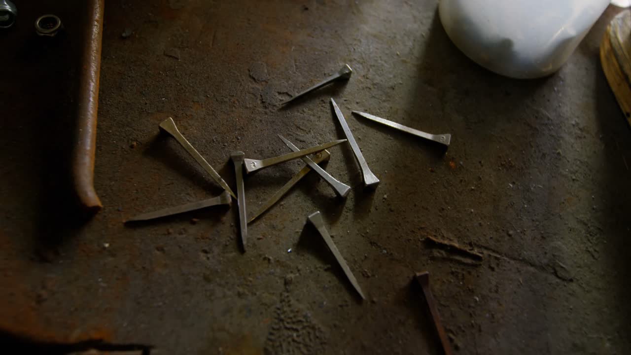 herramientas en el piso 4k