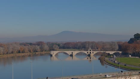 Pont-Saint-Benezet-from-drone,-Bridge-in-Avignon-France