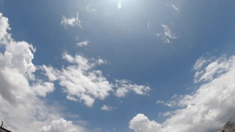 Timelapse-of-clouds-at-morning