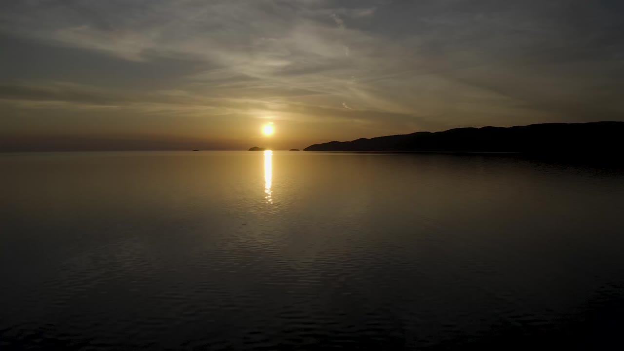 4K drone shot of sunset, Lake Superior, ON, Canada