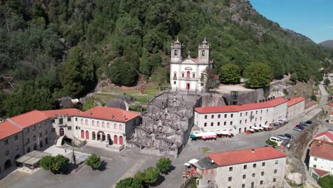 el pueblo de senhora da peneda