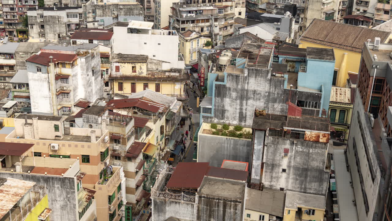 Vista Aerea di Edifici Antichi Densi e Vicoli