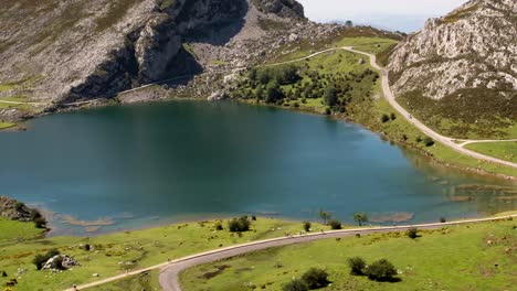 Covadonga-See-01