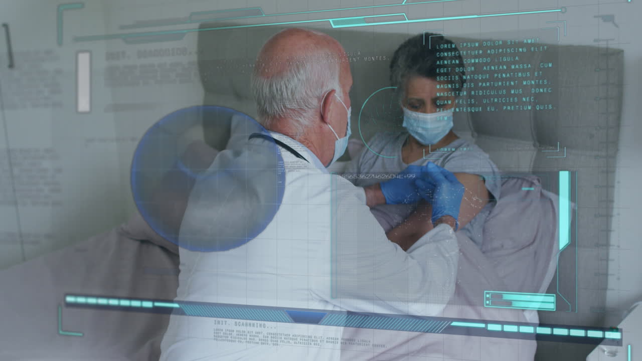 고령 환자와 함께 백인 남성 의사에 대한 데이터 처리 애니메이션