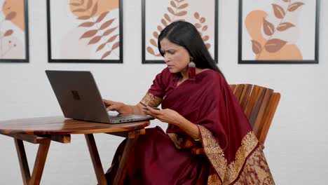 Indian-woman-using-credit-card