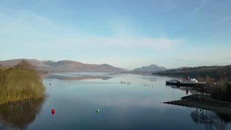 Loch-Lomond-reveal-shot-from-Lomond-Shores,-morning,-winter