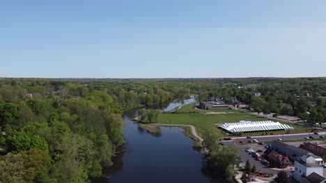 imágenes aéreas de aviones no tripulados de rockford michigan