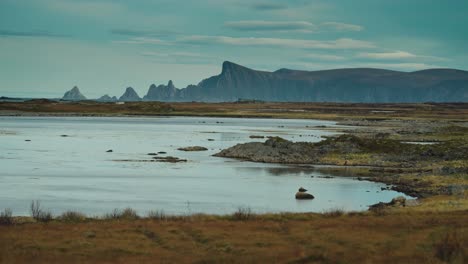 bajíos y costas pantanosas de la isla de andoya