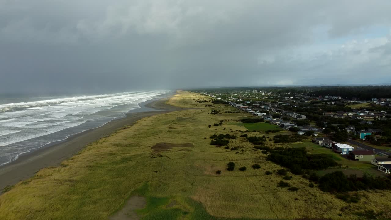 US, WA, Ocean Park, 2025-10-25 - Drone view of the beach in southern Washington in the fall