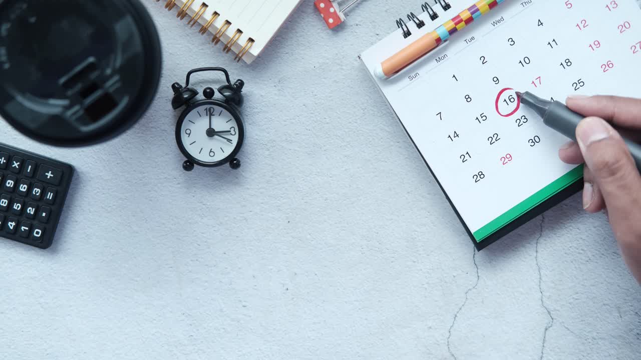 시계와 달력을 가진 일일 계획기