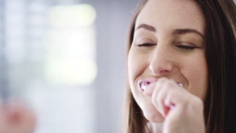 Cuidando-Sus-Dientes-Blancos