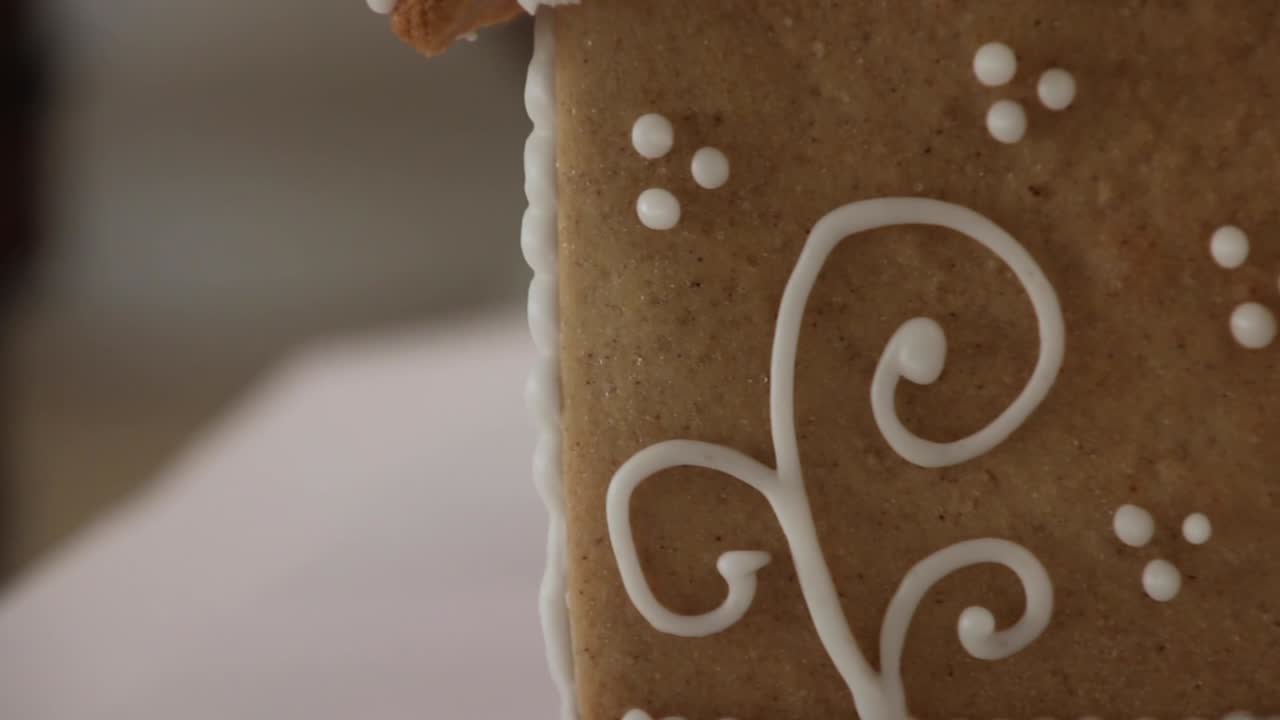 생강 쿠키로 만든 크리스마스 하우스