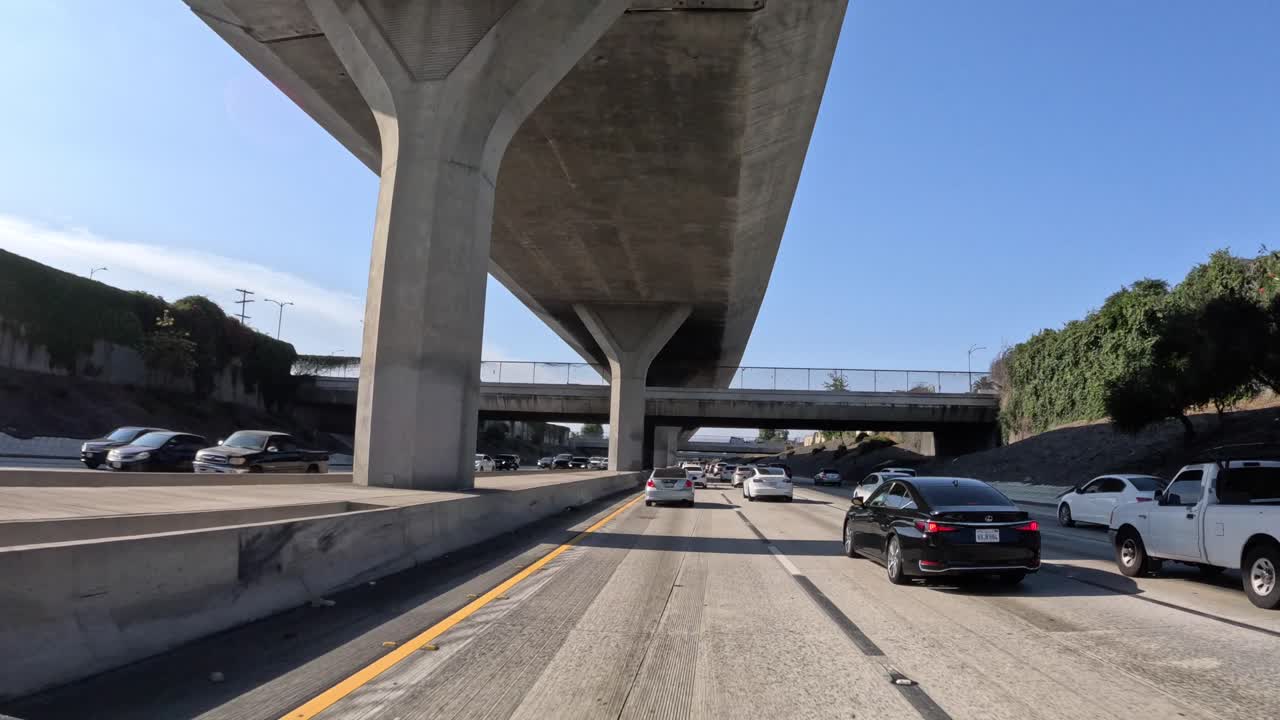 el tráfico de los ángeles en la i-405 - punto de vista del conductor hiper lapso