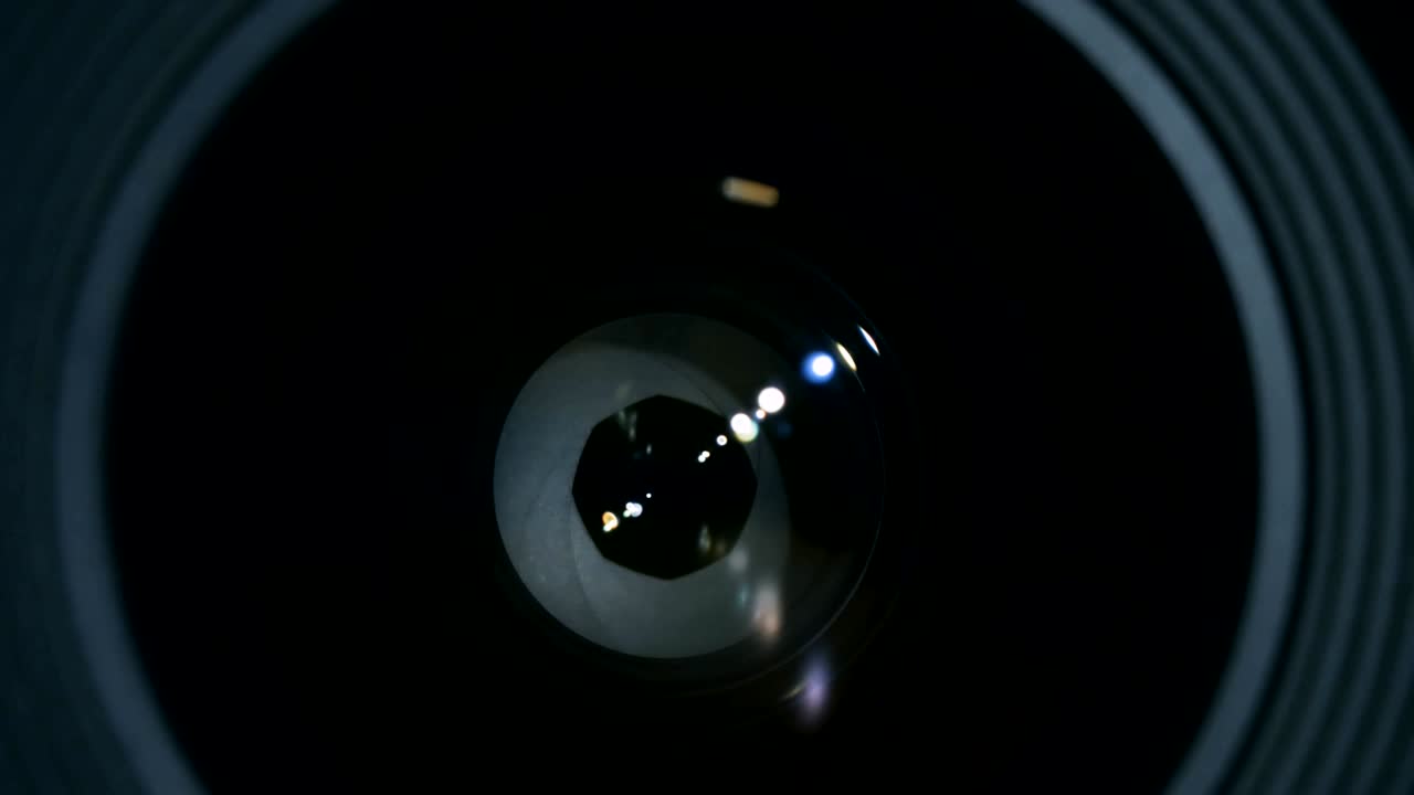 카메라 프라임 글래스: 싱 렌즈의 클로즈업