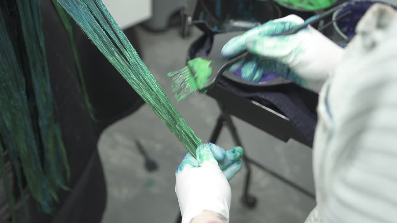 Hair Dying Green In Salon 60p