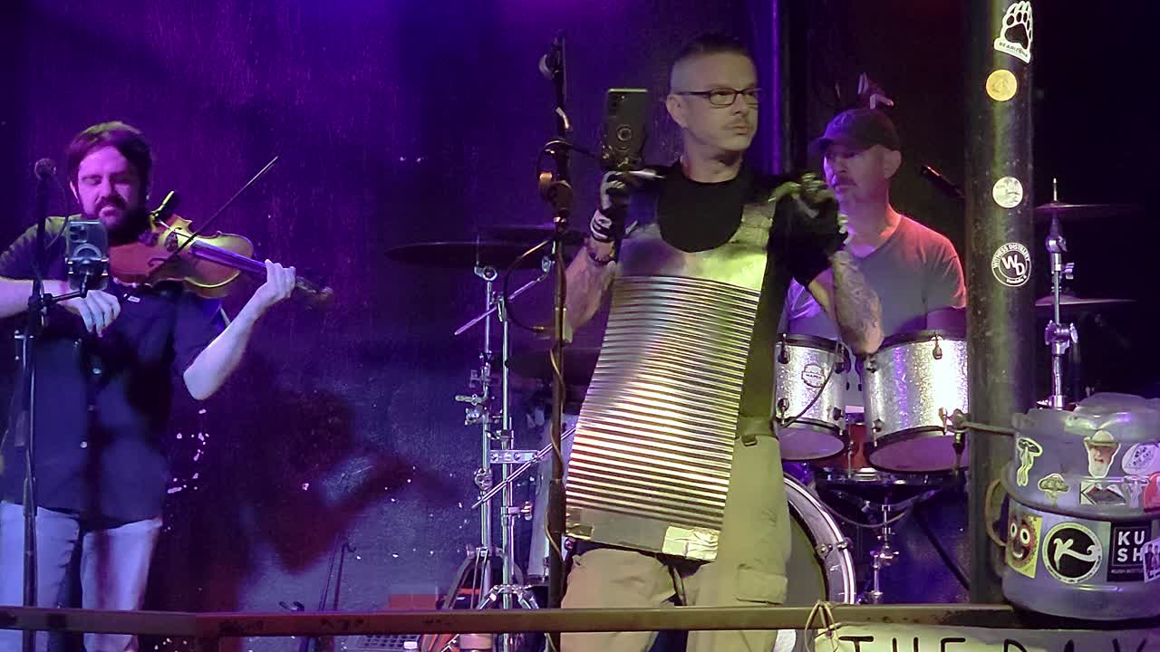 Zaideco playing washboard musician in New Orleans