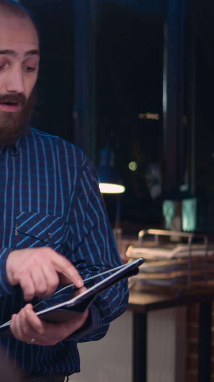 Vertical video: Company financial analyst speaking in business meeting presentation