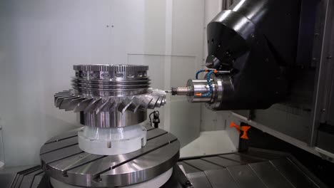 máquina de fresado cnc para el trabajo de metales.