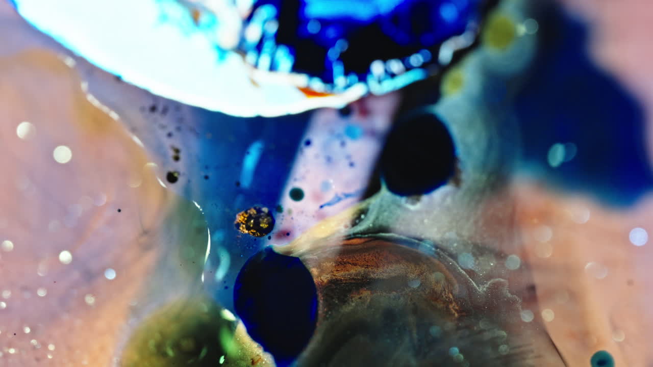 Abstract Fluid Art: Vibrant Colors and Flowing Textures