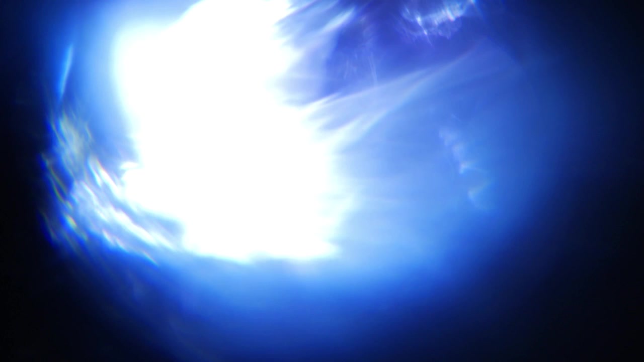 Efecto dinámico de fuga de luz azul y destello de lente