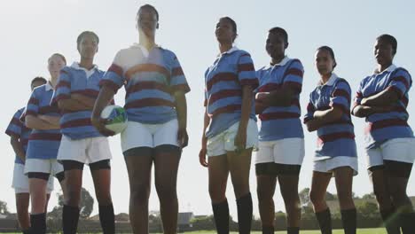 Porträt-Einer-Jungen-Erwachsenen-Weiblichen-Rugbymannschaft