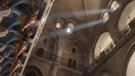 o teto, dentro da antiga igreja em jerusalém, israel