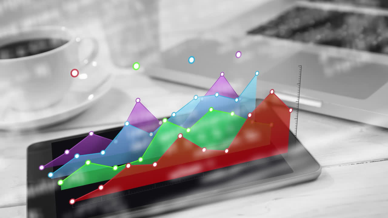 procesamiento de datos estadísticos a través de dispositivos electrónicos y taza de café en el escritorio