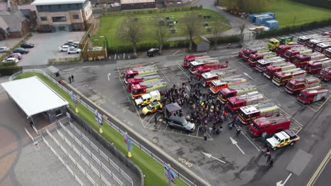 Piam-Brown-Camión-De-Bomberos-Correr-Clip-9