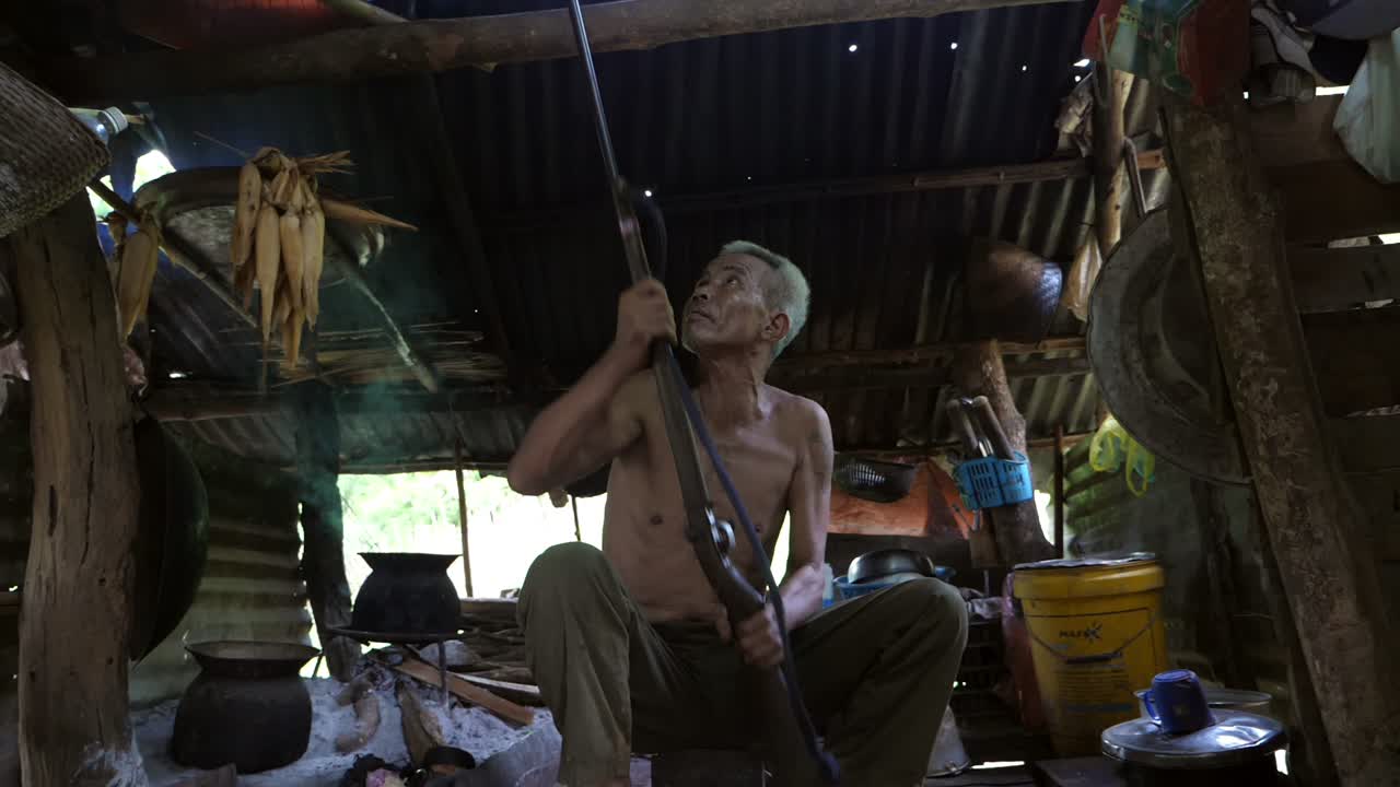Asian The Elderly Man With Gun