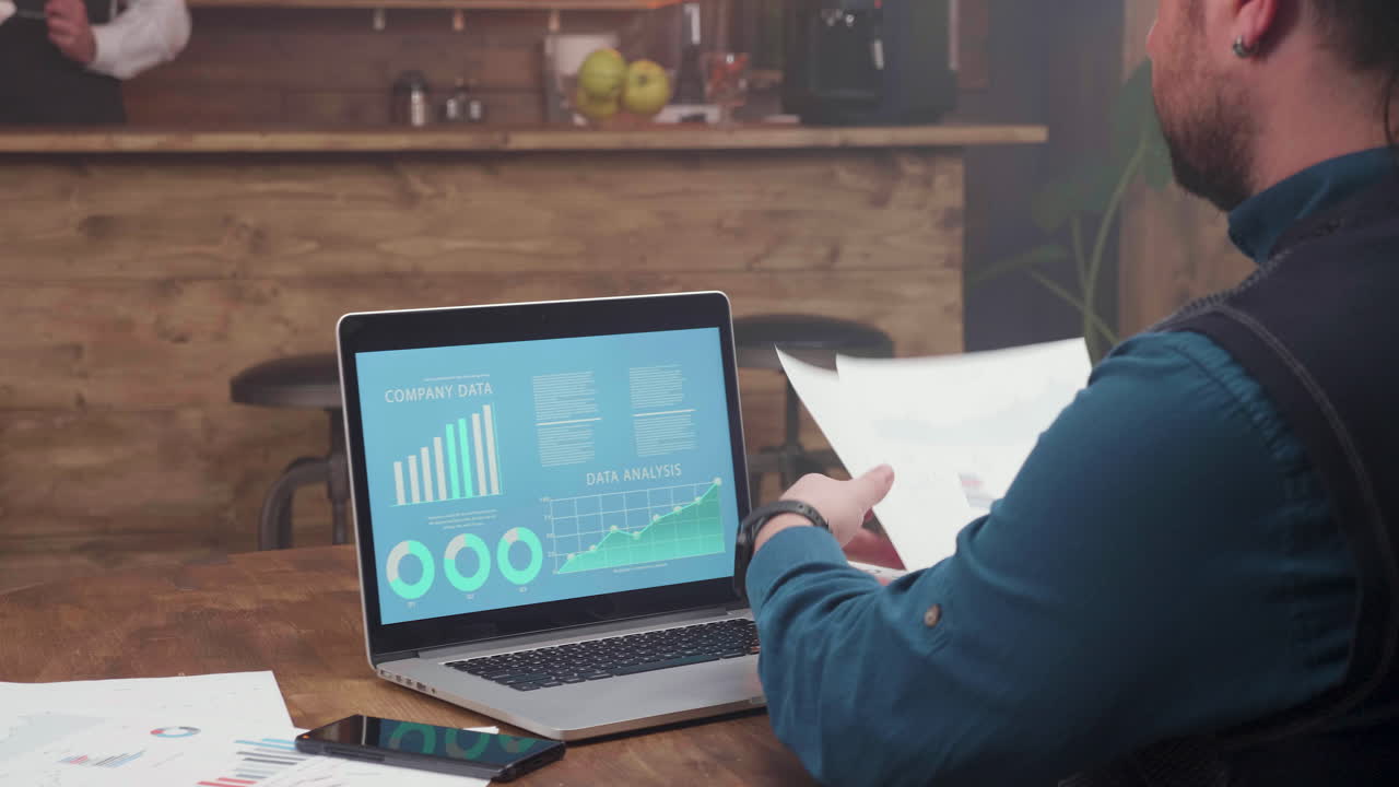 Business data analysis on a laptop