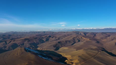 Stunning-Scenery-Of-Uplistsikhe-Landscape-And-Caucasus-Mountain-In-Georgia-On-A-Sunny-Day