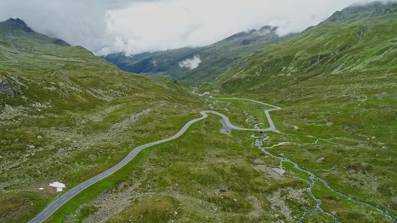 pass Flüela in an aerial view