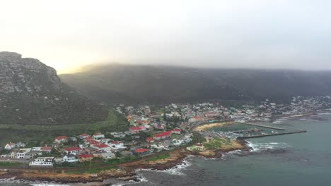 vista aérea de kalk bay, sudáfrica