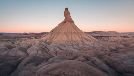 bardenas reales castil de tierra 암석 랜드마크 나바라 사막과 겨울 일몰