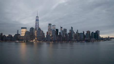 Aerial-footage-of-lower-Manhattan