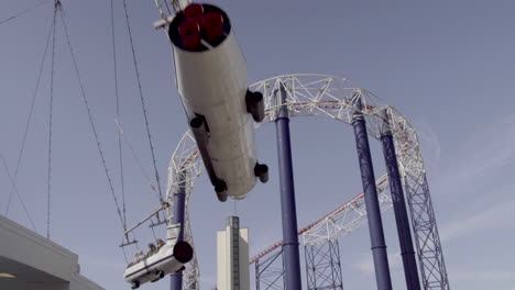 4k-rocket-shio-carousel-ride-overhead-in-UK-theme-park
