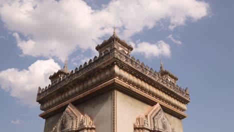 Looking-up-at-Patuxai-Victory-Monument-in-the-center-of-Vientiane,-Laos