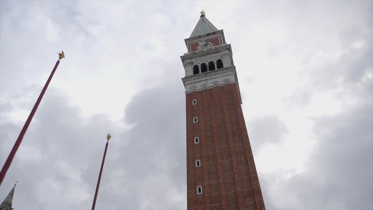 Venetian Elegance and Pisa's Leaning Legacy