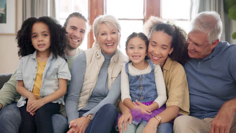 retrato de una familia interracial