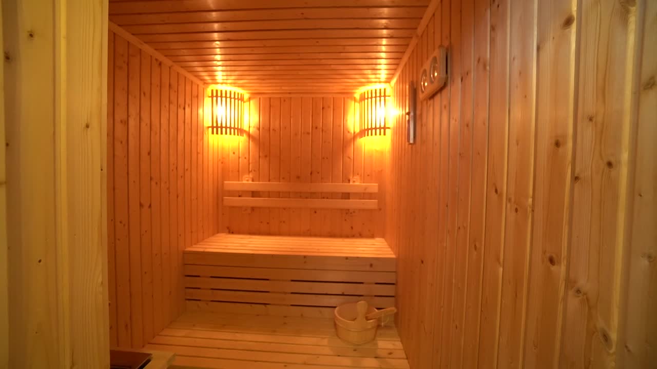 sala de sauna de madera diseño de interiores sin personas