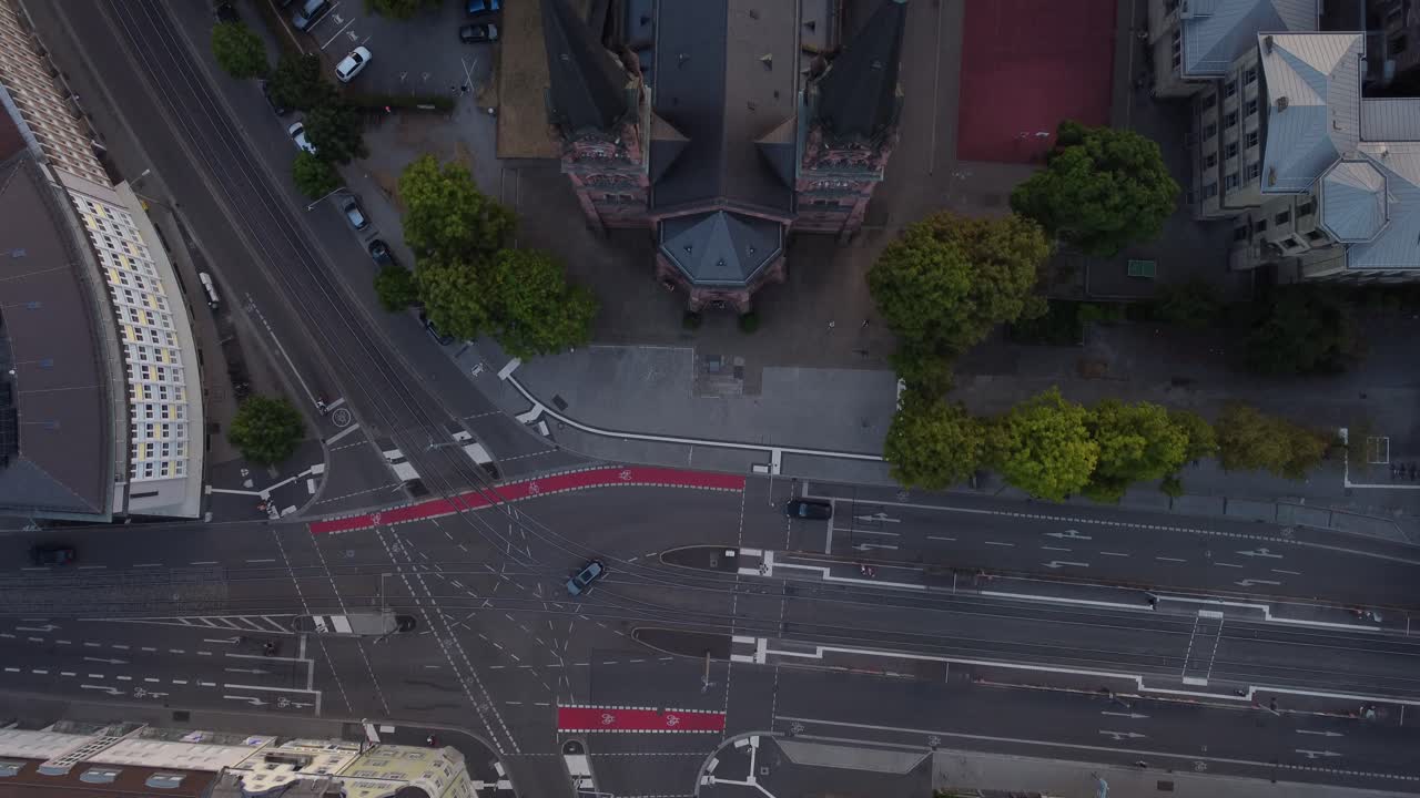 turn the camera down to 45° position towards the church which is built in the shape of a cross
